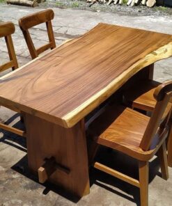 Set Meja Makan Solid Trembesi