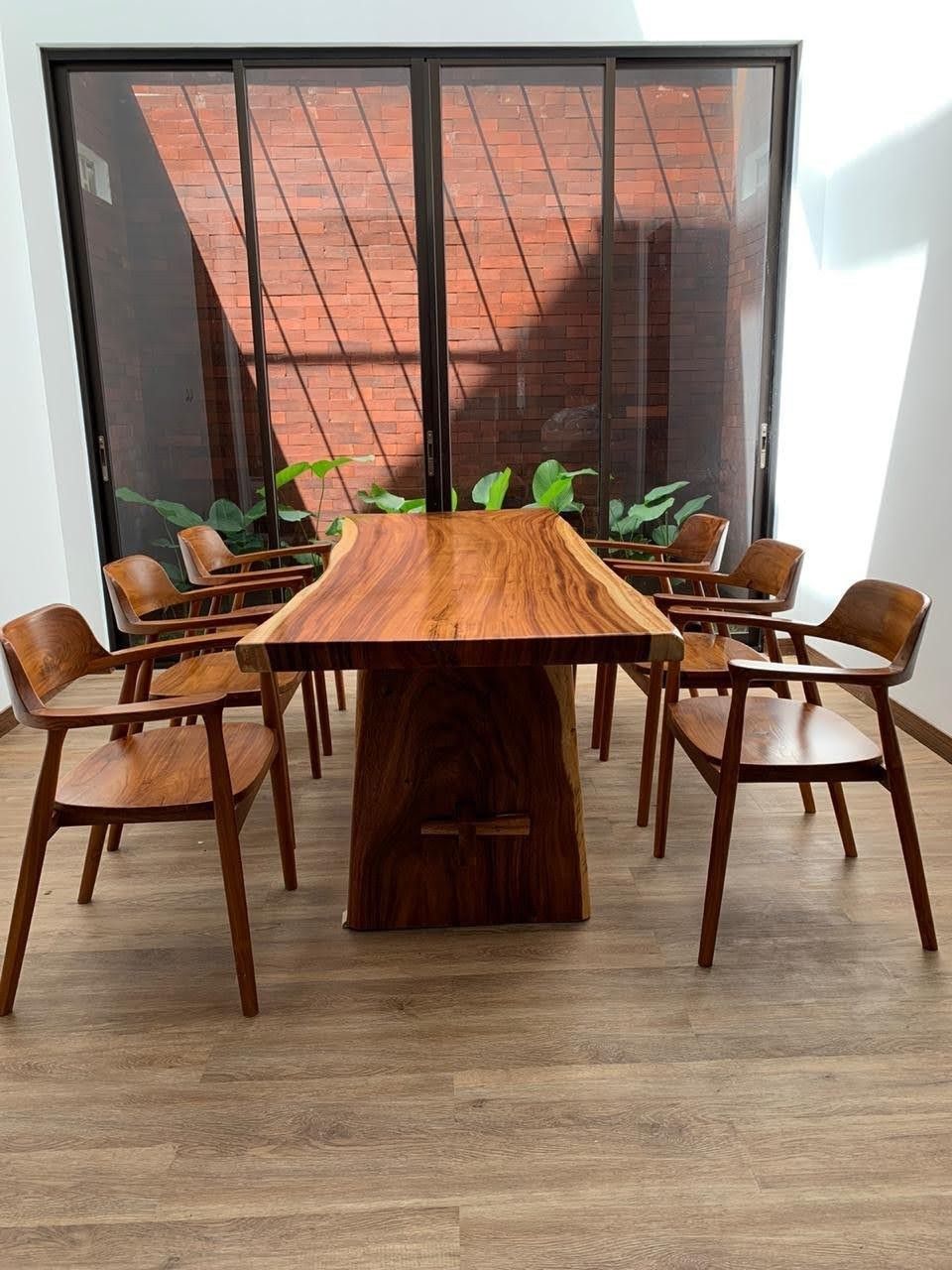 Set Meja Makan Kayu Trembesi Utuh