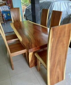 Set Meja Makan Solid Trembesi 6 Kursi