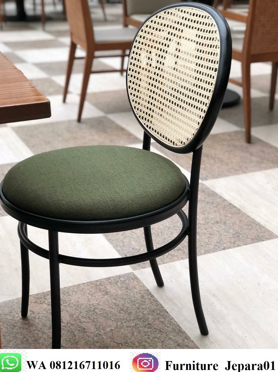 Kursi Cafe Rotan Oval Minimalis