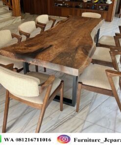 Set Meja Makan Trembesi Kayu Solid 8 Kursi Modern Mid Century