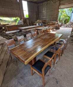 Jual Meja Kayu Solid Trembesi Utuh Jepara