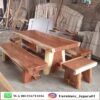 Meja Makan Alami Kayu Trembesi Utuh