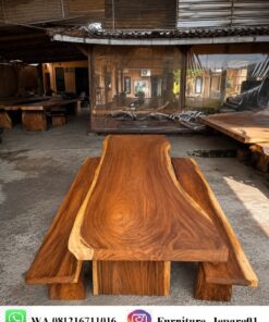 Meja Makan Trembesi Solid Harga Murah