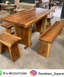 Set Meja Makan Sate Kayu Trembesi
